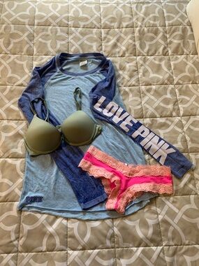 PINK Victoria's Secret Women's Raglan Tee with Olive Bra and Pink Lace Panty Set
